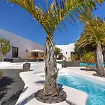 Palacio Taro Chimida Teguise (Lanzarote)