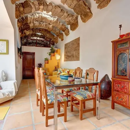 Nyaraló Palacio Taro Chimida