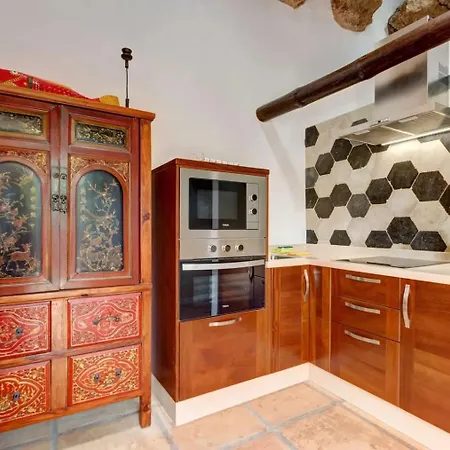 Palacio Taro Chimida Nyaraló *